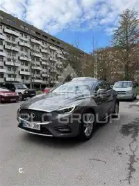 2016 Infinity Q30