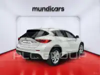 2016 Infinity Q30