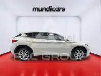 2016 Infinity Q30
