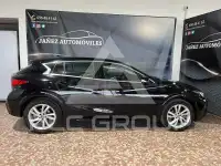 2016 Infinity Q30