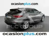 2016 Infinity Q30