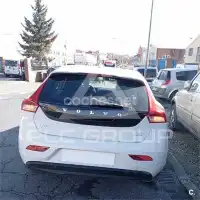 2016 Volvo V40
