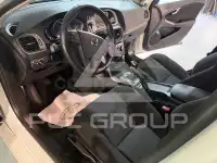 2016 Volvo V40