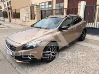 2016 Volvo V40