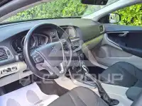 2016 Volvo V40