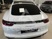 2016 Porsche Panamera