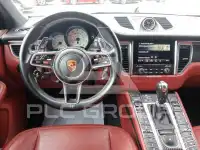 2016 Porsche MACAN