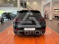 2016 Porsche MACAN