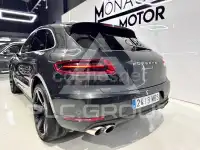 2016 Porsche MACAN