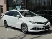 2016 Toyota AURIS