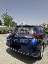 2016 Toyota AURIS