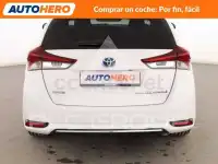 2016 Toyota AURIS