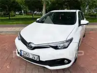2016 Toyota AURIS