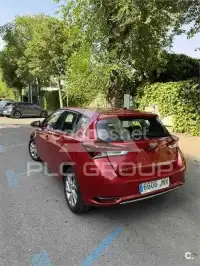 2016 Toyota AURIS