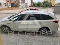 2016 Toyota AURIS