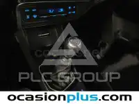 2016 Toyota AURIS
