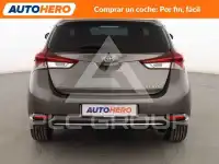 2016 Toyota AURIS