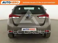 2016 Toyota AURIS