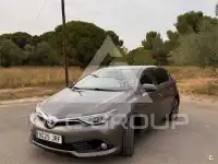 2016 Toyota AURIS