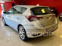 2016 Toyota AURIS