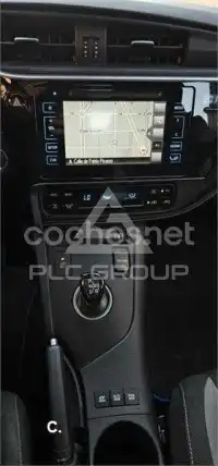 2016 Toyota AURIS