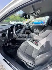 2016 Toyota AURIS