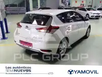 2016 Toyota AURIS