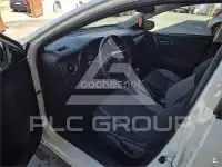 2016 Toyota AURIS