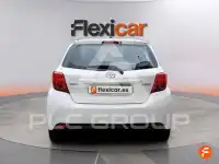 2016 Toyota YARIS