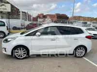 2016 KIA Carens