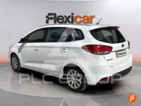 2016 KIA Carens