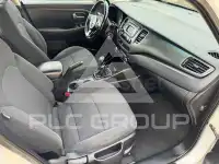2016 KIA Carens