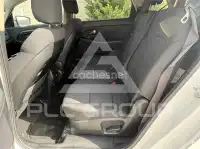 2016 KIA Carens