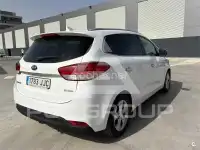 2016 KIA Carens