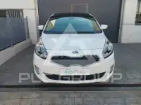 2016 KIA Carens