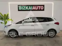 2016 KIA Carens