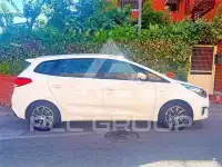 2016 KIA Carens
