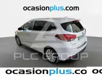 2016 KIA Carens