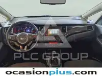 2016 KIA Carens