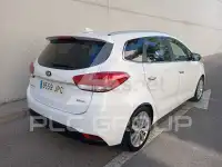 2016 KIA Carens