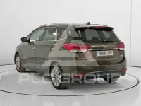 2016 KIA Carens