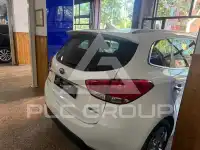 2016 KIA Carens