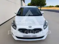 2016 KIA Carens