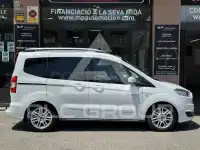 2016 Ford Tourneo