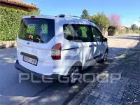 2016 Ford Tourneo