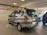 2016 Ford Tourneo