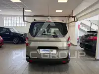 2016 Ford Tourneo