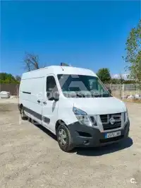 2017 Nissan NV 400