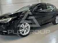 2017 Infinity Q30