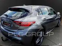 2017 Infinity Q30